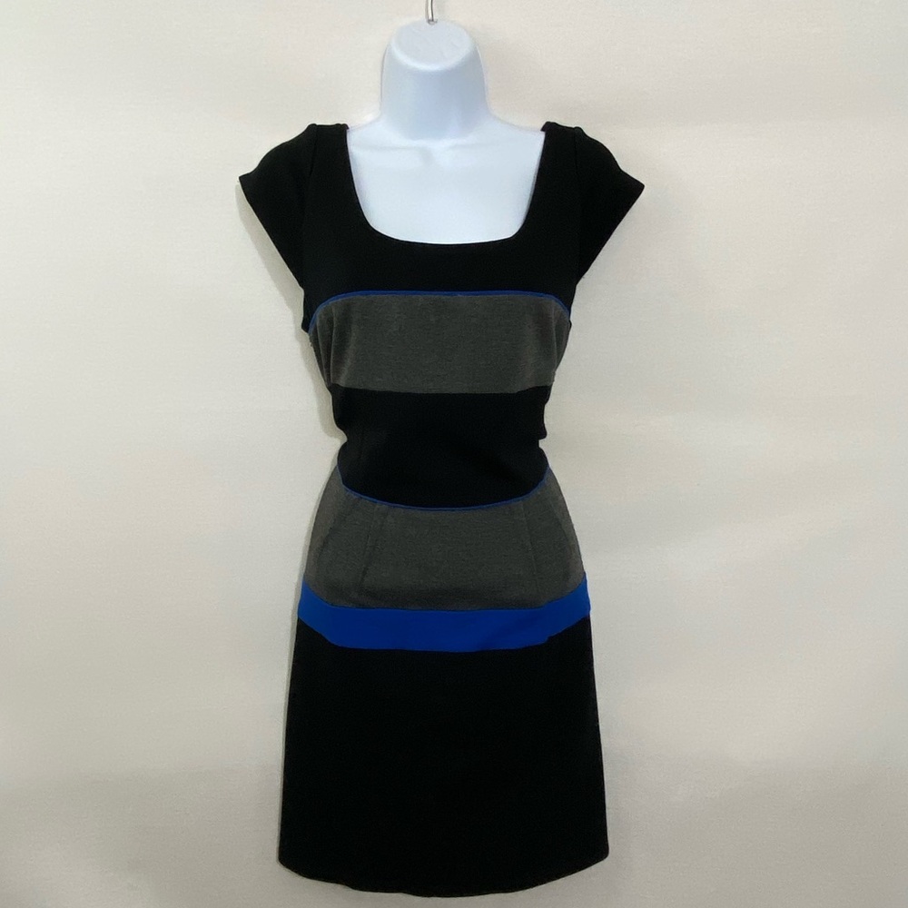 BCBGMaxAzria Striped MIDI Dress Size 12 I-78